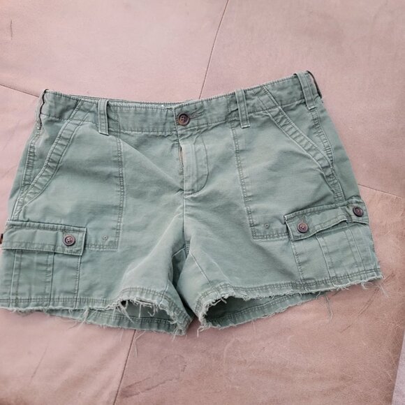 Gap Frayed Cargo Shorts - Picture 1 of 4